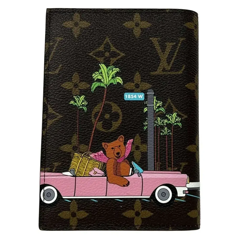 Louis Vuitton Couverture Passport Vivienne Accessory Case M80858 Monogram Pink